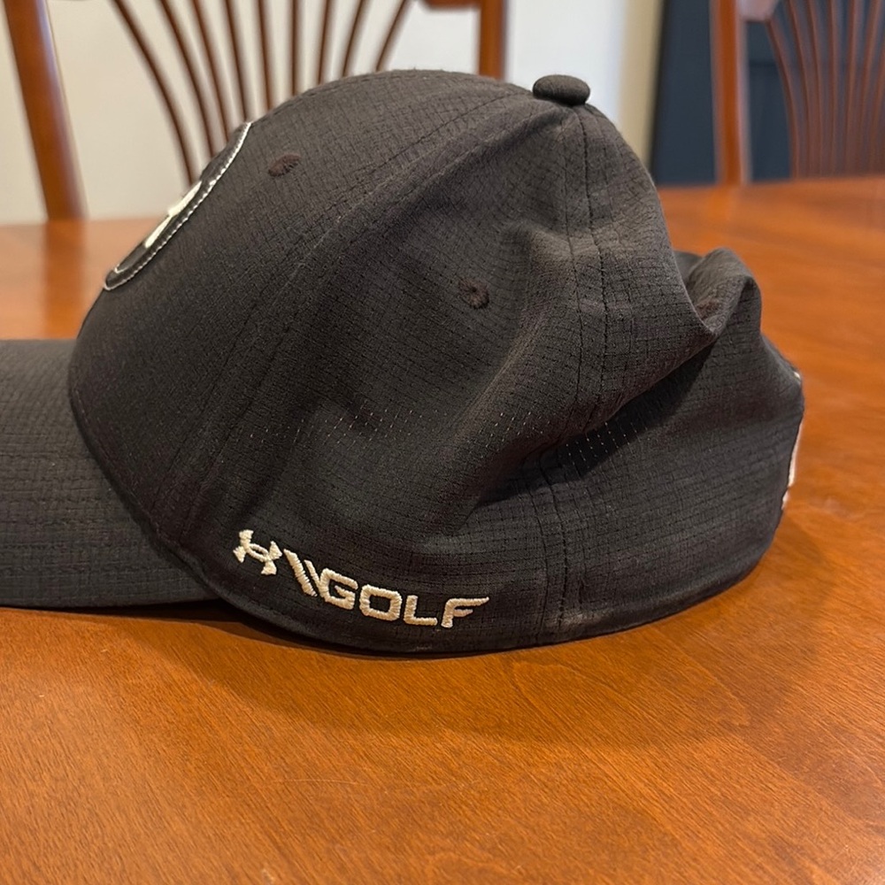Under Armour Black Logo Cap - Picture 4 of 8